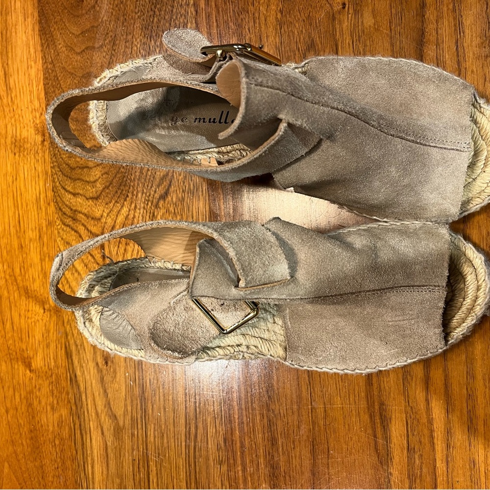 Chic Suede Espadrille Sandals